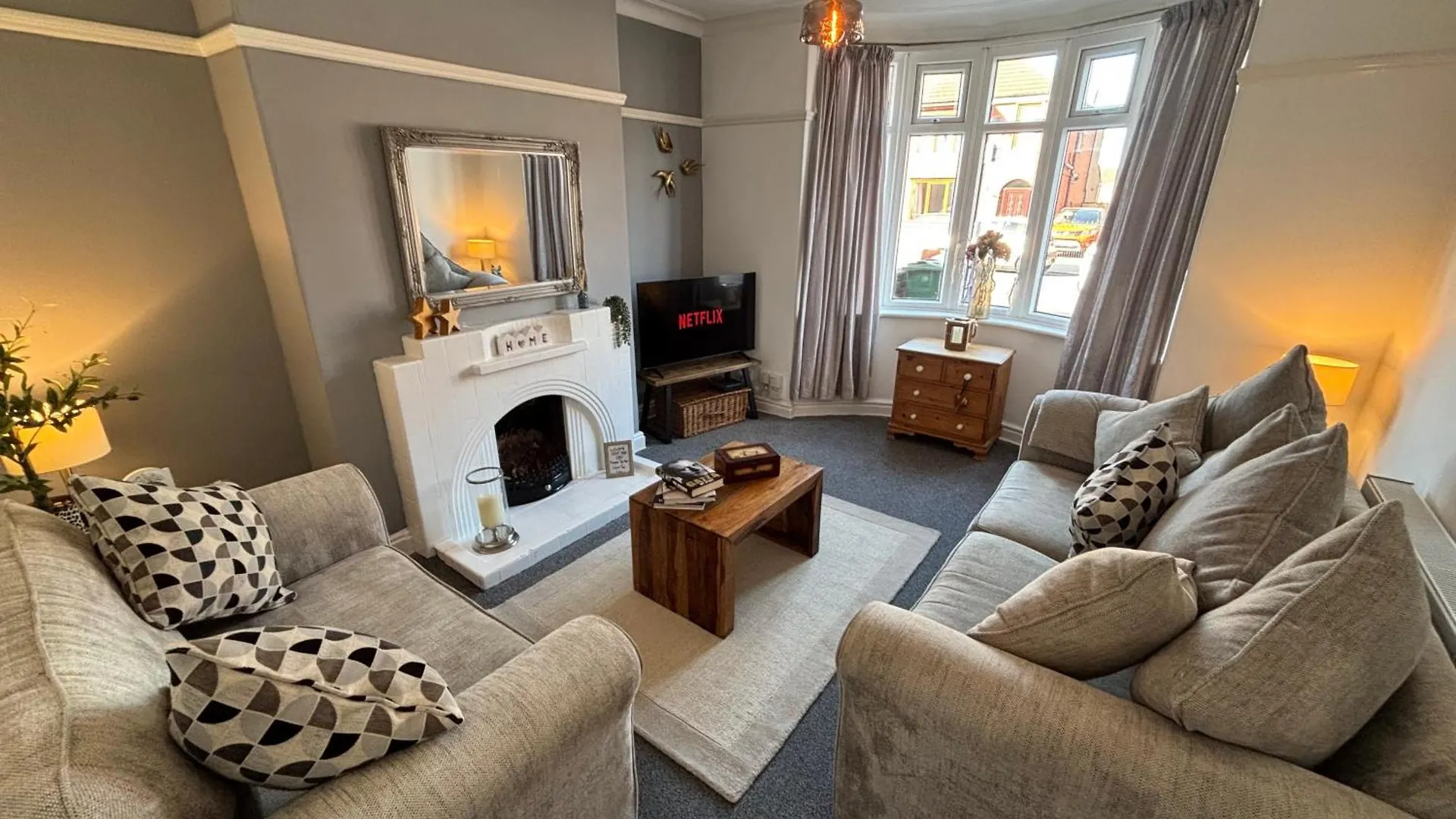 Large House - Families - Business Stays Doncaster Royaume-Uni